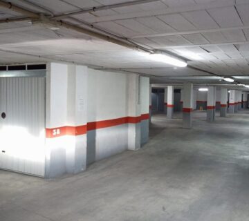 interior garaje